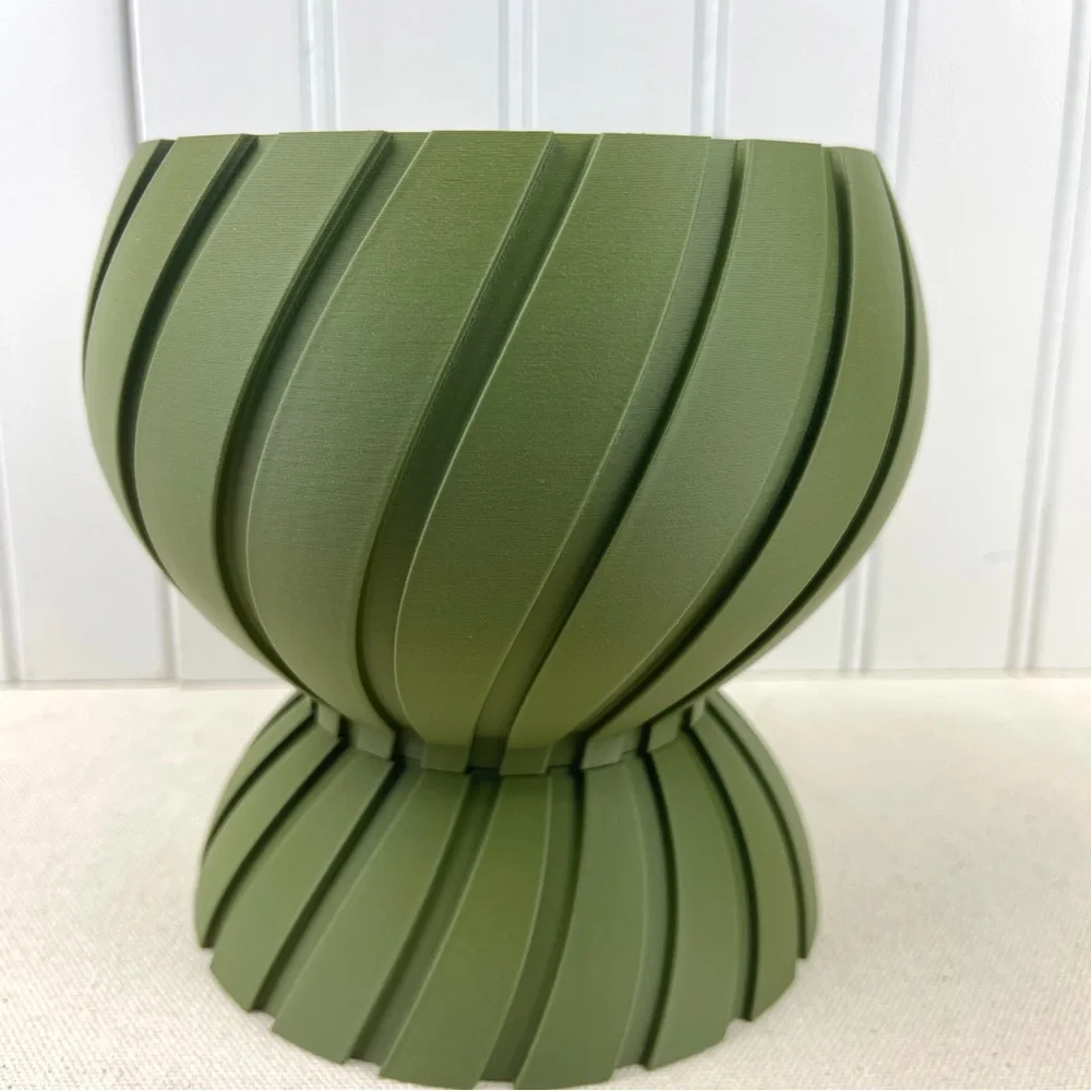 Indoor Flower Pot w/ Drainage Hole and Drip Tray, Maki Planter Pot - Picture 4 of 7